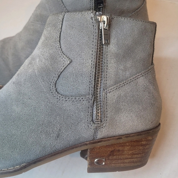 COACH DANI Ankle Gray Suede Boots. Size 7.5 - Picture 4 of 12